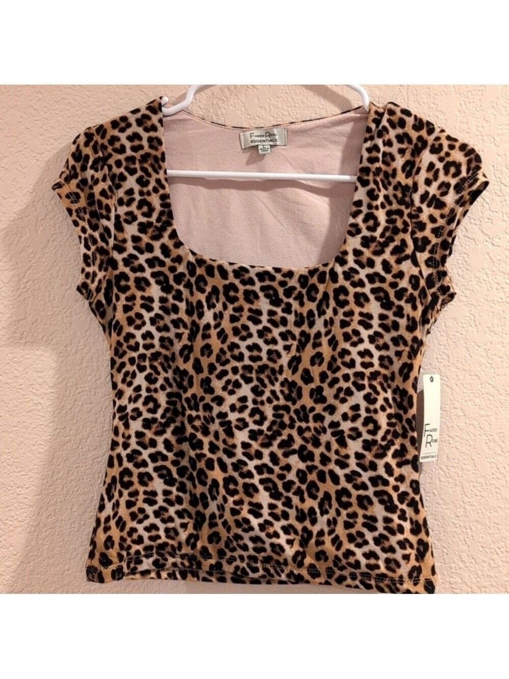 Faded Rose short sleeves , square neckline Blouse Top, size Large Junior,NWT